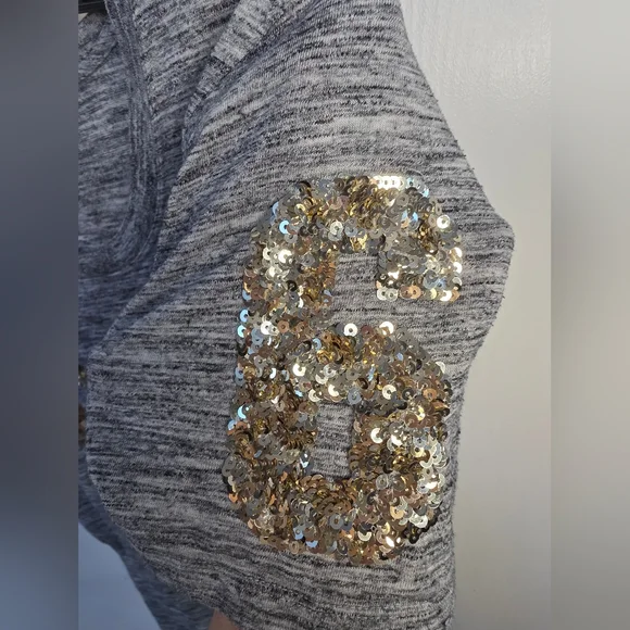 PINK Victoria's Secret Bling Campus Tee - Picture 7 of 9